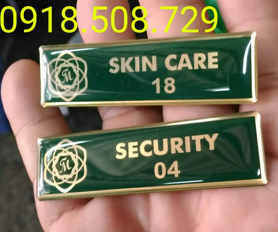 Thẻ tên nhân viên không mạ vàng